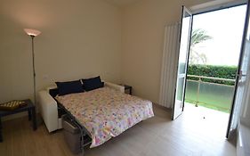 Amazing Holiday Home Near Pet Friendly Beach