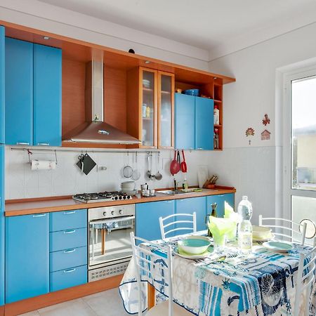 Amazing Holiday Home Near Pet Friendly Beach Carrara Esterno foto